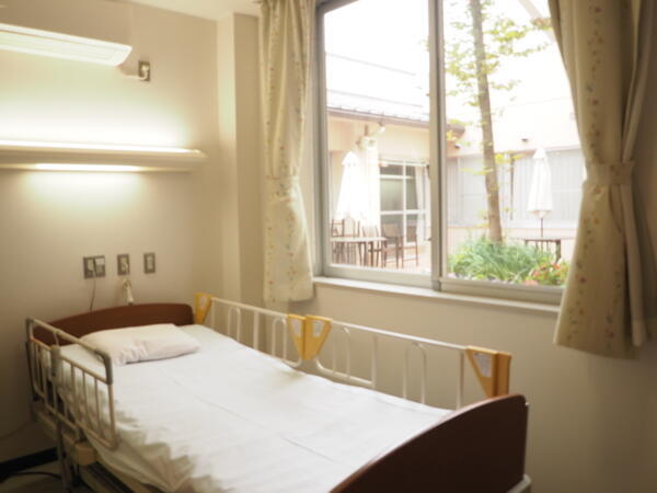 特別養護老人ホーム木津芳梅園（常勤）の介護職求人メイン写真4