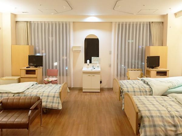 伊藤クリニック（病棟・常勤）の准看護師求人メイン写真2