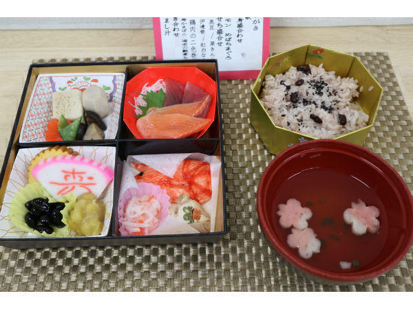 特別養護老人ホーム　幸神さくら（常勤）の介護福祉士求人メイン写真2