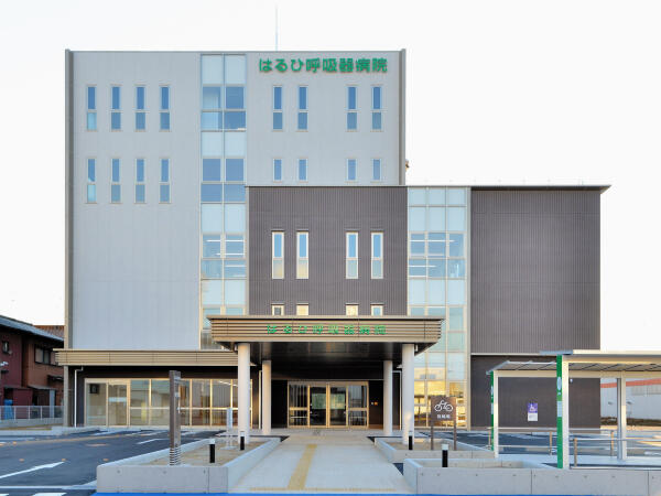 はるひ呼吸器病院（パート）の介護福祉士求人の写真