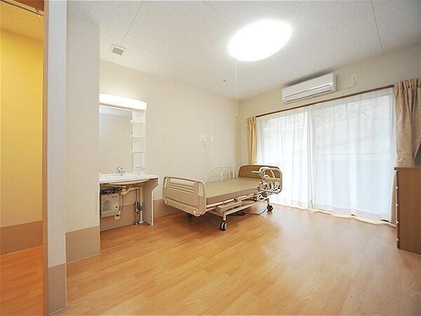 特別養護老人ホーム 北野しもいち彩の里（常勤）の介護福祉士求人メイン写真2