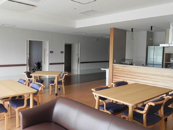 特別養護老人ホーム スリーハートの丘（常勤）の介護職求人メイン写真3