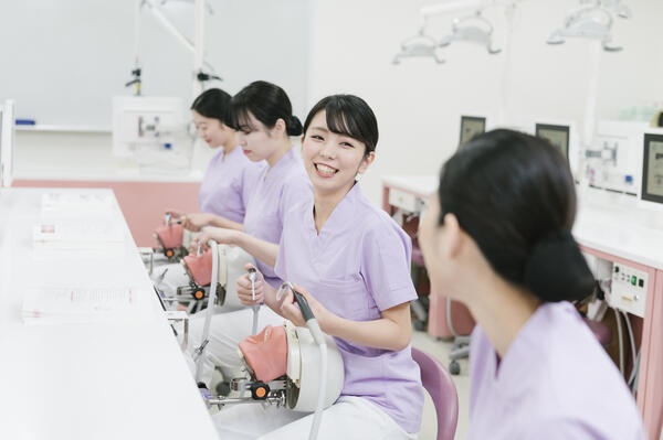 日本医歯薬専門学校（歯科衛生士/教員/常勤）の歯科衛生士求人メイン写真2