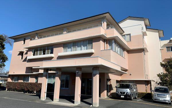 介護老人保健施設 いづみケアセンター（常勤）の介護福祉士求人メイン写真2