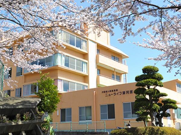 介護老人保健施設 ニューライフ湯河原 （常勤）の介護福祉士求人の写真