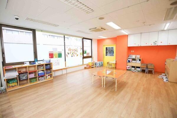 【認可】ちゃいれっく西葛西駅ビル保育園（フルパート）の保育士求人の写真