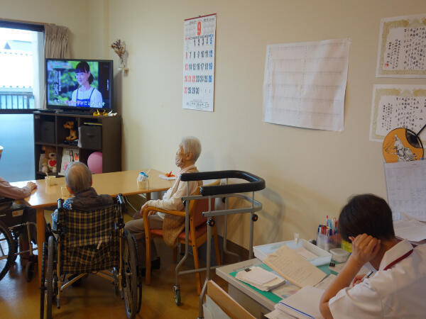 特別養護老人ホーム オアゾSやましろ（常勤）の介護福祉士求人メイン写真4