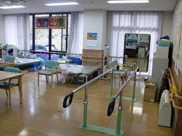 介護老人保健施設 西谷憩いの家（常勤）の介護福祉士求人メイン写真3