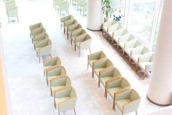 おくさわ脳卒中リハビリテーション病院（常勤）の介護職求人メイン写真2