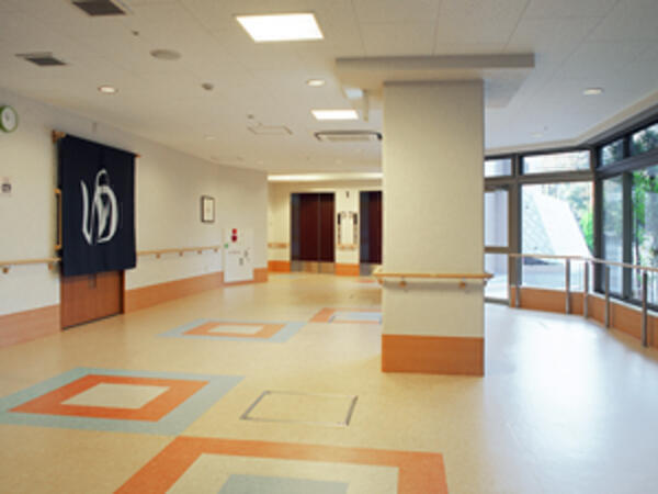 介護老人福祉施設 くぬぎ台（常勤）の准看護師求人メイン写真2