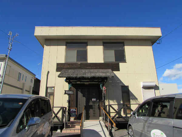 デイリゾートMOMOYAバリ・オアフ(生活相談員/管理職候補)の介護福祉士求人サブ写真1