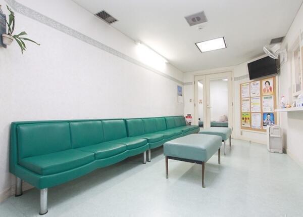 井波医院（パート）の看護師求人メイン写真5