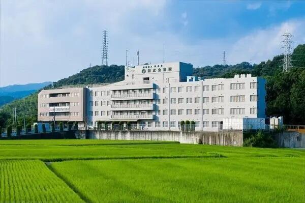 介護老人保健施設シルバーハウス高槻（常勤）の介護福祉士求人の写真