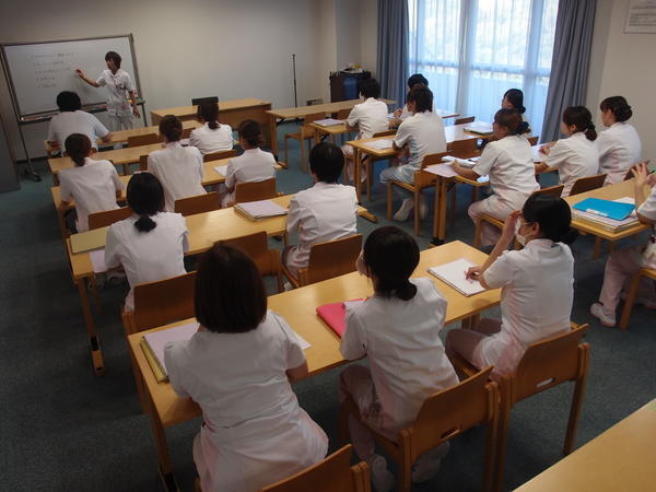 阪和第一泉北病院（パート）の介護職求人サブ写真3