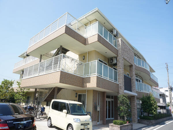 介護付き有料老人ホーム レザミ住道(パート)の介護職求人の写真