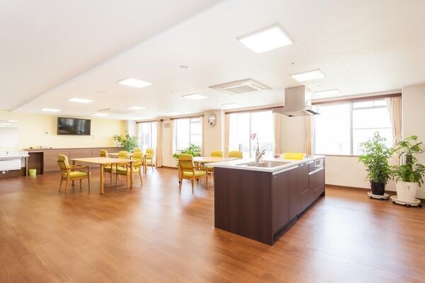 介護老人保健施設 薫楓苑（常勤）の介護福祉士求人メイン写真3