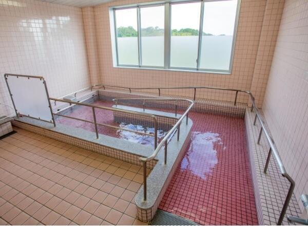 介護老人保健施設 ブルーマリン天草（常勤）の准看護師求人メイン写真3