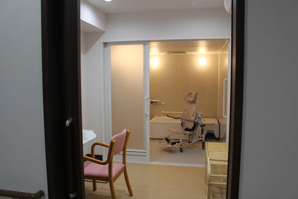 有料老人ホーム バイオレット（夜勤専従パート）の介護福祉士求人メイン写真5