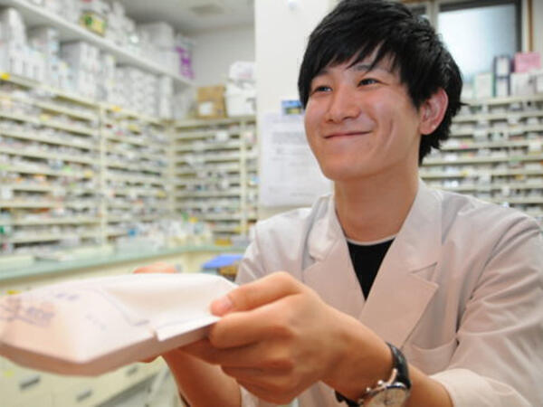 京町薬局（管理薬剤師/常勤）の薬剤師求人メイン写真1