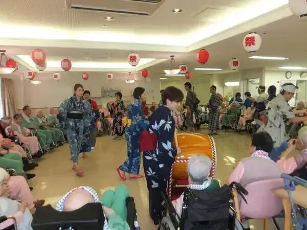 介護老人保健施設シルバーハウス高槻（常勤）の看護助手求人メイン写真4