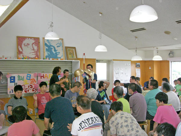 障がい者支援施設 神明苑（生活支援員/常勤）の社会福祉士求人メイン写真3