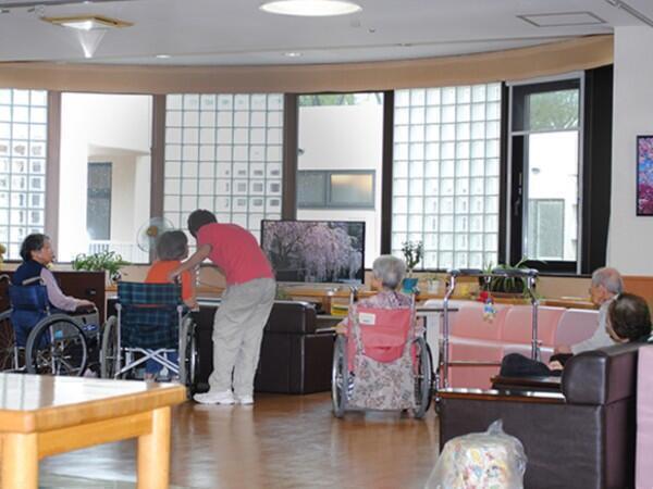 月形藤の園（常勤）の介護福祉士求人メイン写真2