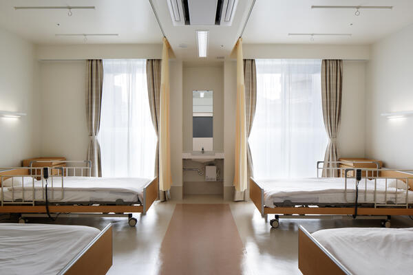 医）美誠会 足立北病院（常勤/パート）の看護助手求人メイン写真2