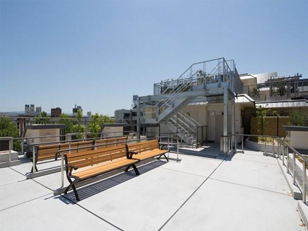 特別養護老人ホーム ライトハウス朱雀（常勤）の介護福祉士求人メイン写真3