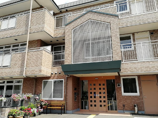 介護付き有料老人ホーム ソルケア大東深野（正社員）の介護職求人の写真