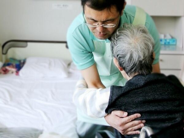 介護老人保健施設こまち（パート）の介護福祉士求人メイン写真3