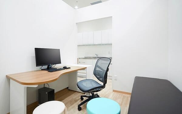 チャイルドクリニック グランベリーパーク院（常勤）の看護師求人メイン写真2