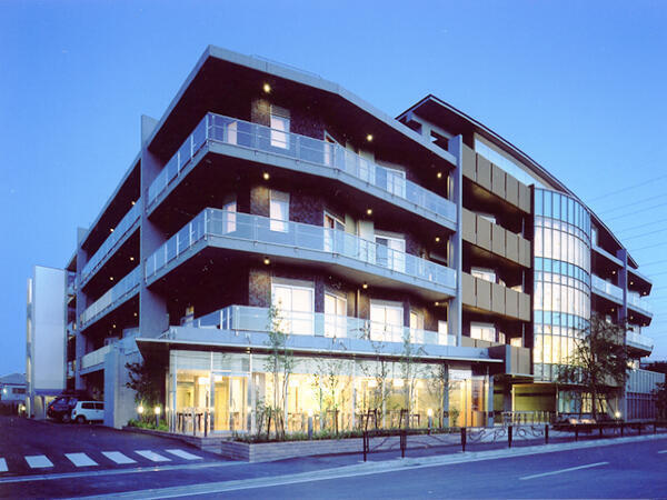 介護老人保健施設 葵の園・川崎（常勤）の理学療法士求人メイン写真2