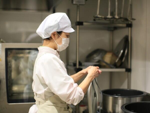 【2026年4月採用】ウィズブック保育園高円寺南（常勤）の栄養士求人の写真