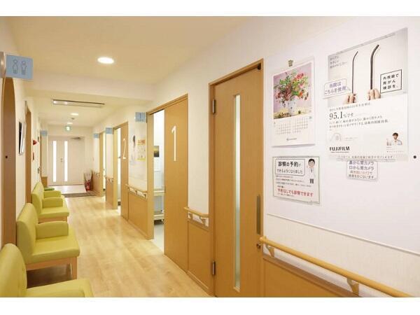 綾瀬中央診療所（パート）の看護助手求人メイン写真4