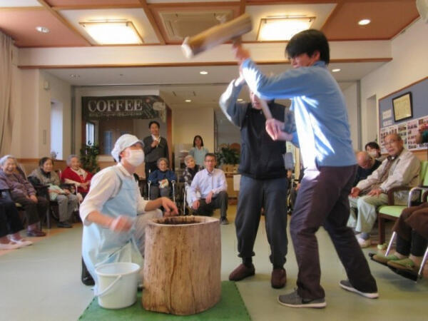 特別養護老人ホーム 銀杏の丘（常勤）の看護師求人メイン写真2