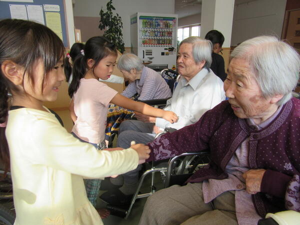 特別養護老人ホーム 銀杏の丘（常勤）の看護師求人メイン写真4