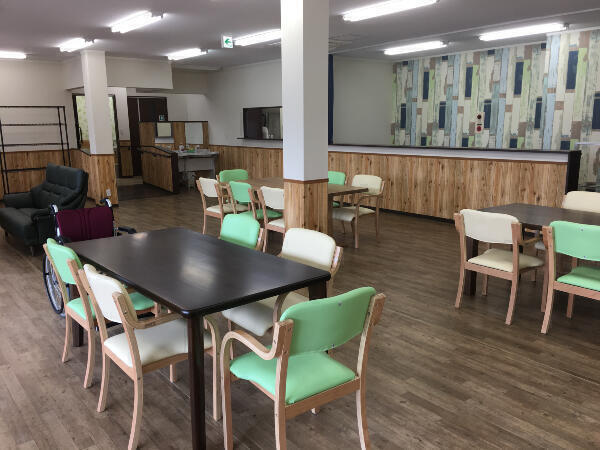 アロマデイ 幸せな鍵しっぽ（パート）の介護福祉士求人メイン写真2