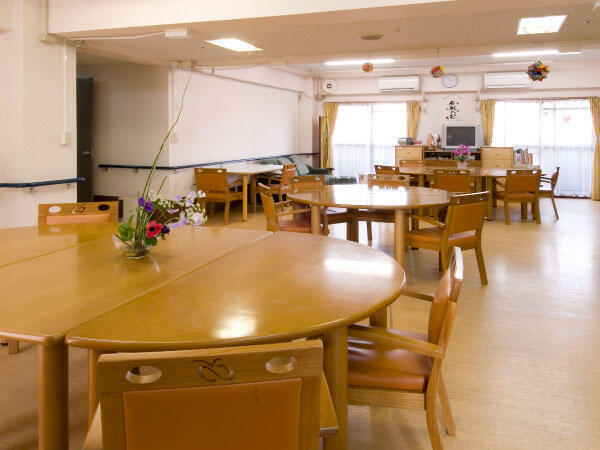 ライフコミューン松風台（就業促進/契約社員）の介護職求人メイン写真3