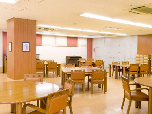 ライフコミューン登戸（契約社員）の准看護師求人メイン写真3