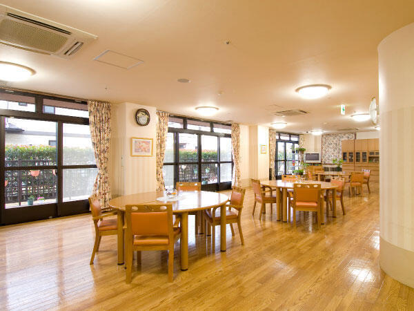 ライフコミューンいずみ中央（就業促進/契約社員）の介護職求人メイン写真3