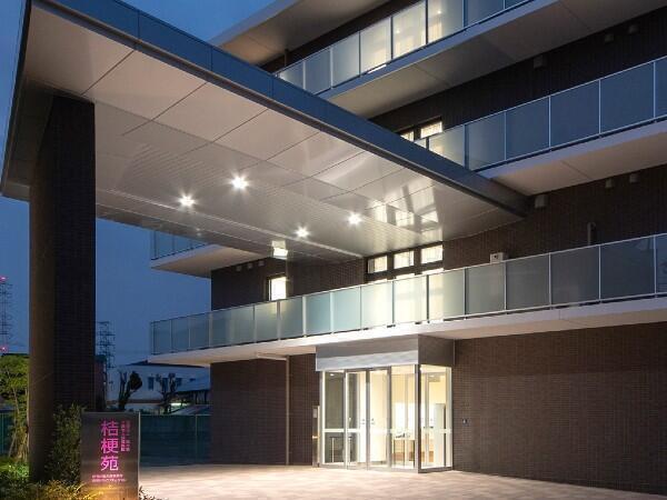 介護老人保健施設 桔梗苑（パート）の介護職求人メイン写真2