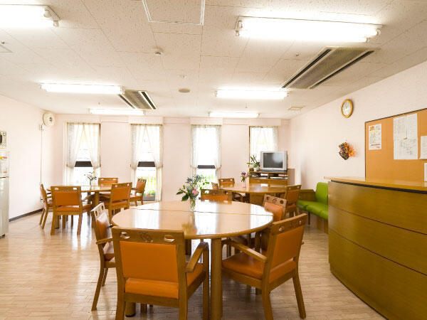 ライフコミューン市ヶ尾（就業促進/契約社員）の介護職求人メイン写真3