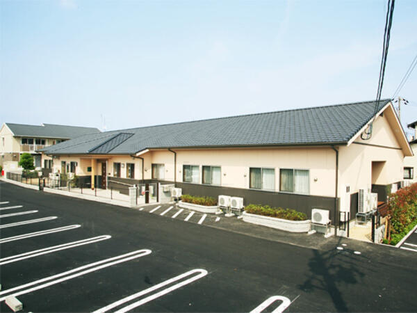 アミューズ富永 ショートステイえんじゅ 常勤 の介護福祉士求人 採用情報 岡山県岡山市南区 コメディカルドットコム