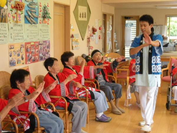 特別養護老人ホーム さしまの家（常勤）の介護福祉士求人メイン写真3