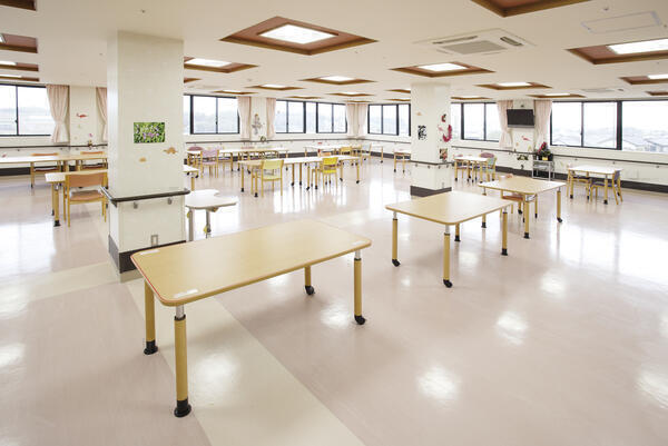 介護老人保健施設メディコ阿久比（夜勤専従パート）の看護師求人メイン写真2