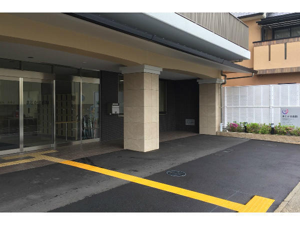 まどか2番館 特別養護老人ホーム（常勤）の介護福祉士求人メイン写真2