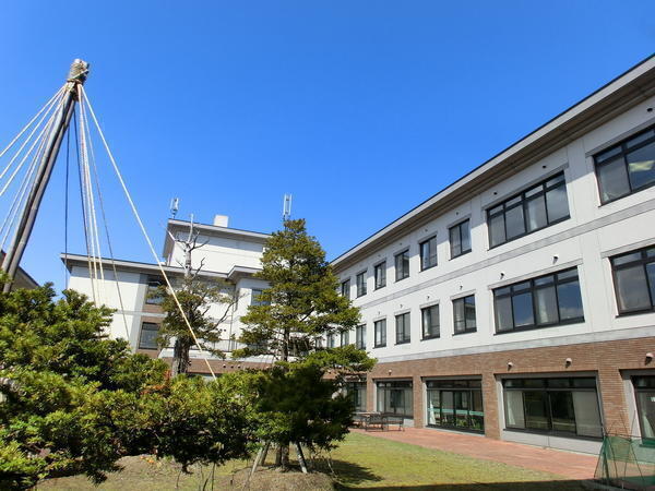 特別養護老人ホーム フローラルさつなえ（夜勤専従パート）の介護福祉士求人メイン写真2