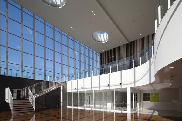 吹田徳洲会病院（病棟/常勤）の看護助手求人メイン写真2