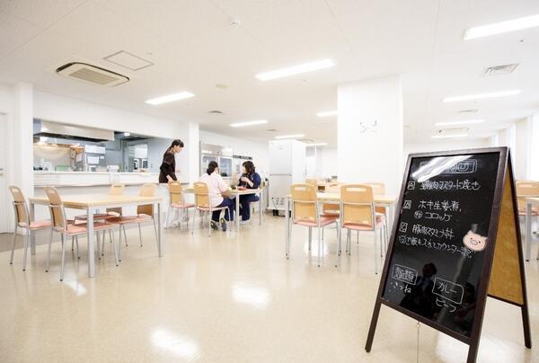 吹田徳洲会病院（病棟/常勤）の看護助手求人メイン写真5