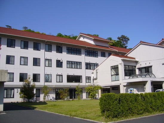 石東病院　介護医療院（常勤）のケアマネジャー求人メイン写真1